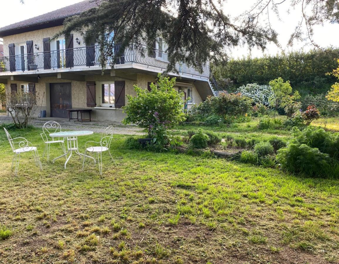 Chalet Echalas Exterior photo